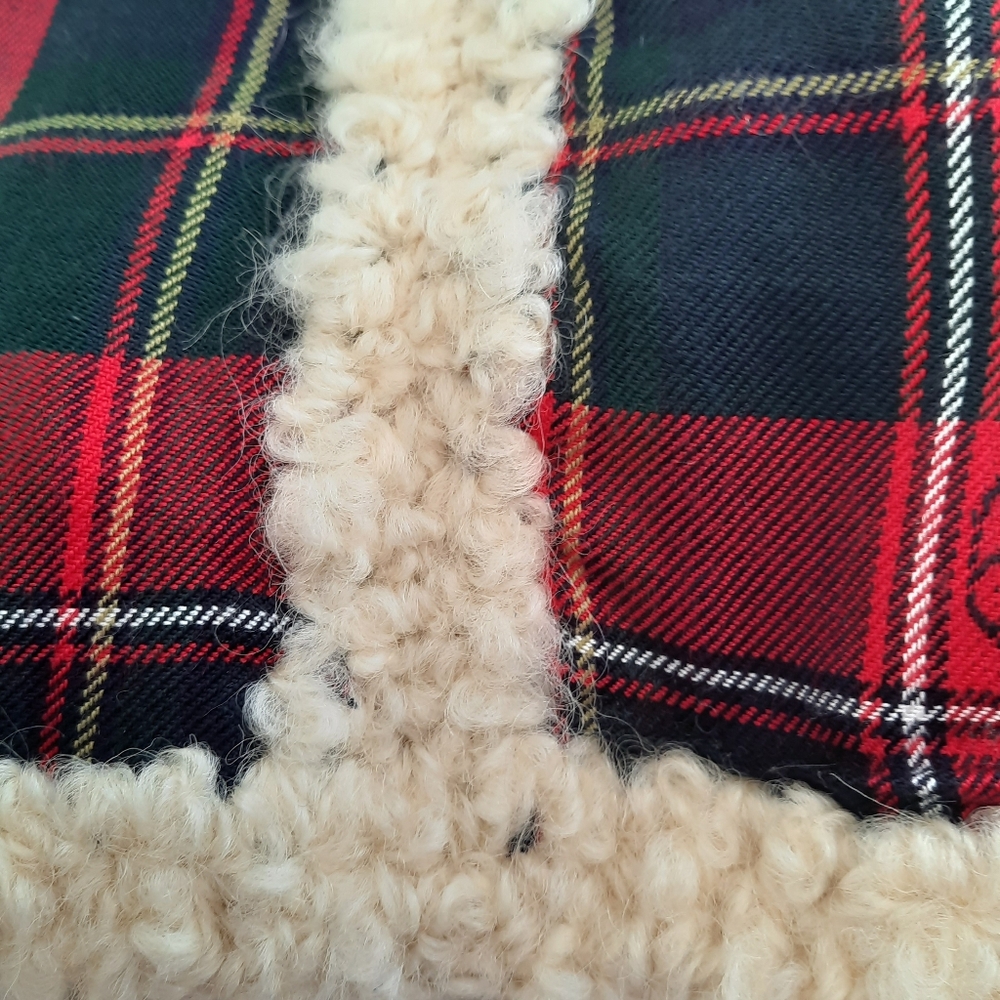 VINTAGE Cream Sherpa/Boucle Long COAT with Tartan Plaid Lining - Button Front - Picture 13 of 13